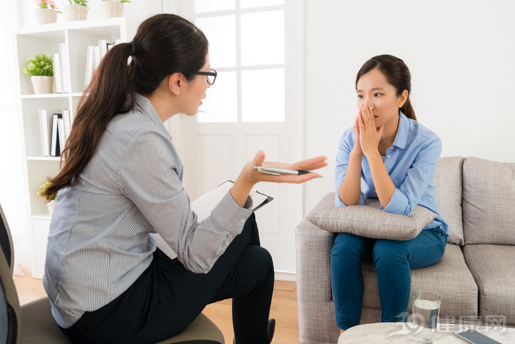 女性私处长了两颗“青春痘”，是怎么回事？私处健康如何护理？