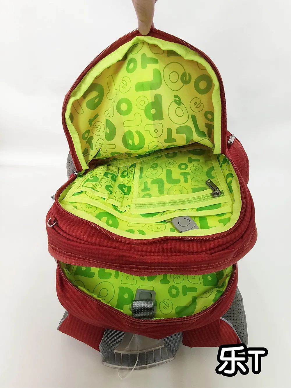 9款兒童護(hù)脊書包：沒有什么煩惱是一個(gè)包解決不了的