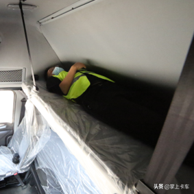 一体式制冷机+56m³大货厢 东风KL牵引车 跑冷链不切割驾驶室