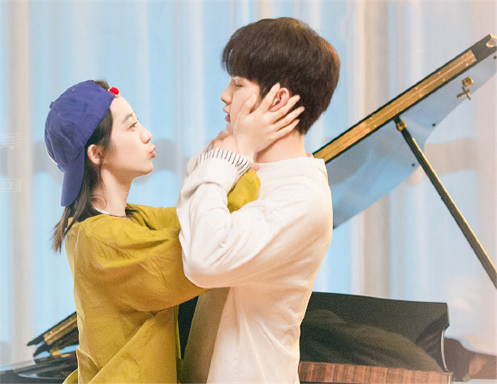 优酷又一甜宠剧将袭,男女主cp感爆棚,超甜合照曝光:必成爆款