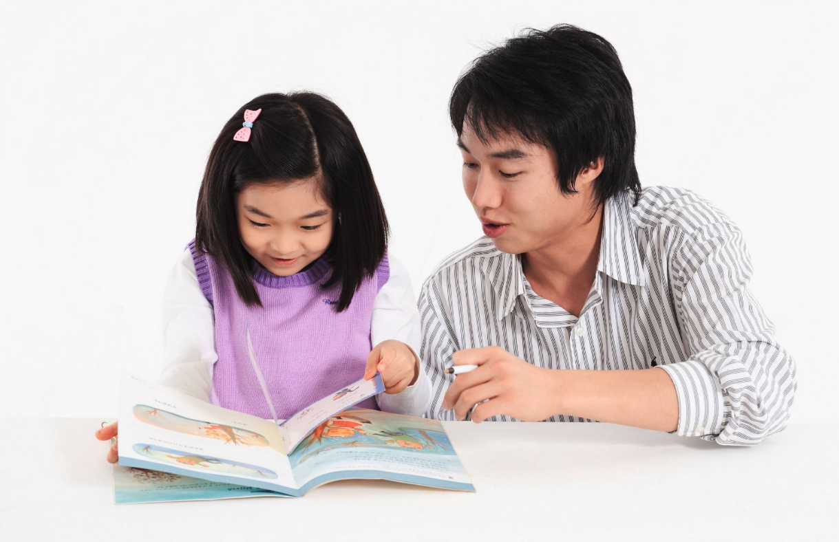 小学生写的请假条水平有多高？大学生看了自愧不如，老师不忍拒绝