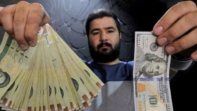 伊朗正式用人民币替代美元后,又有一国将叫停美元,美国发出新信号