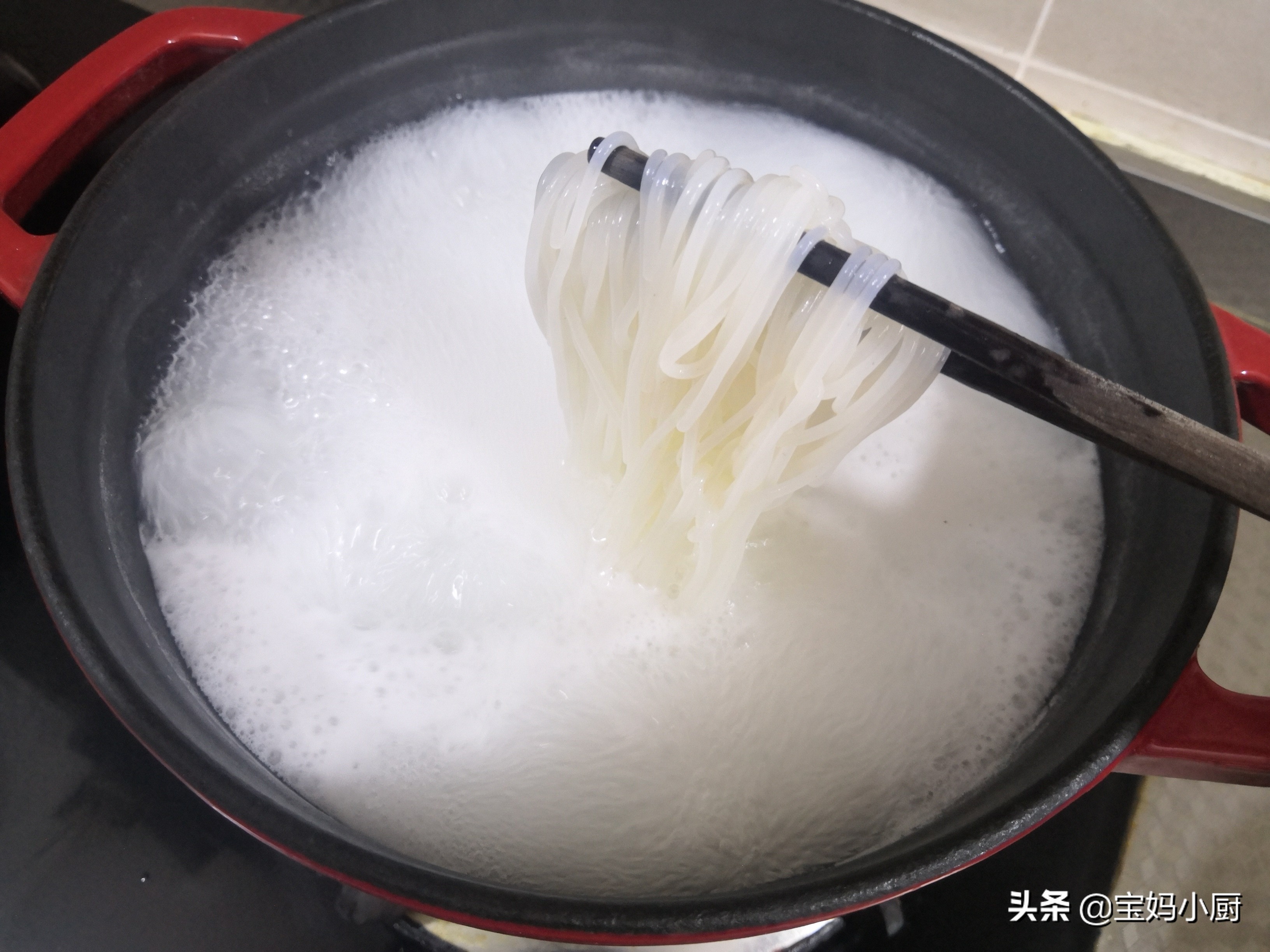 靠臭味出圈的螺蛳粉，你是否真的会煮？这回终于做对了，果真好吃