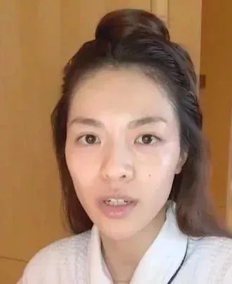 8位当红“妆感美人”，每一位都离不开化妆品，素颜与路人无差