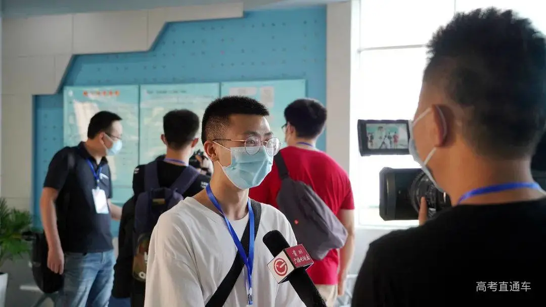 阅卷过半！多省阅卷现场曝光，你的高考试卷是这样打分的