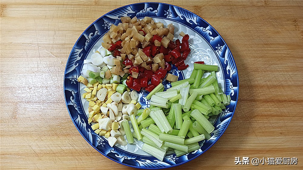 脆肠怎么做好吃（又脆又辣的脆肠家常做法教程）