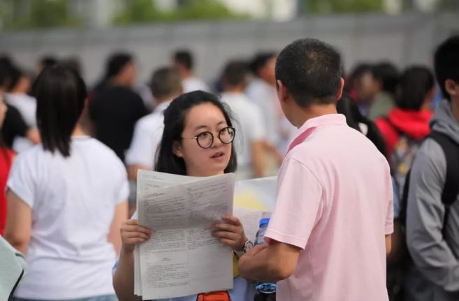 安徽文科生“哭诉”，518分只能上大专，原因为何