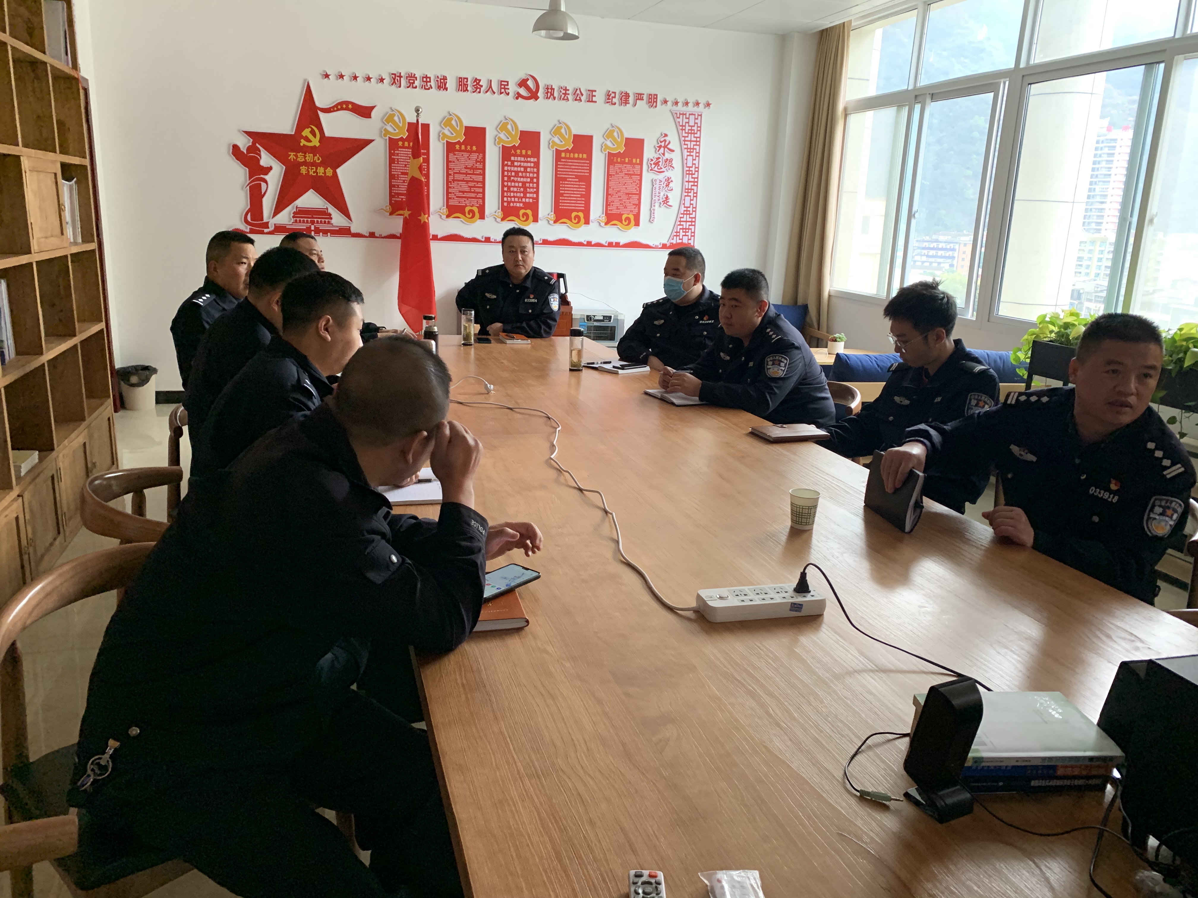 镇巴公安积极开展实战大练兵
