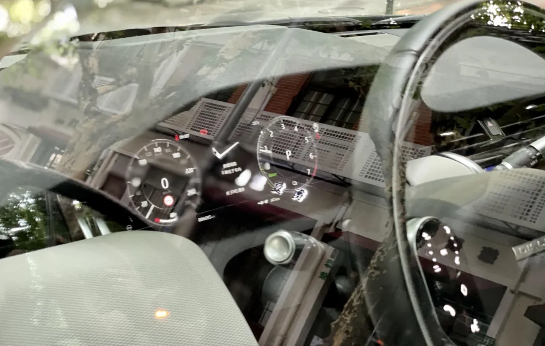 解鎖小馬路丨逛完天平路，讀懂路虎發(fā)現(xiàn)運動P300e的混合理論