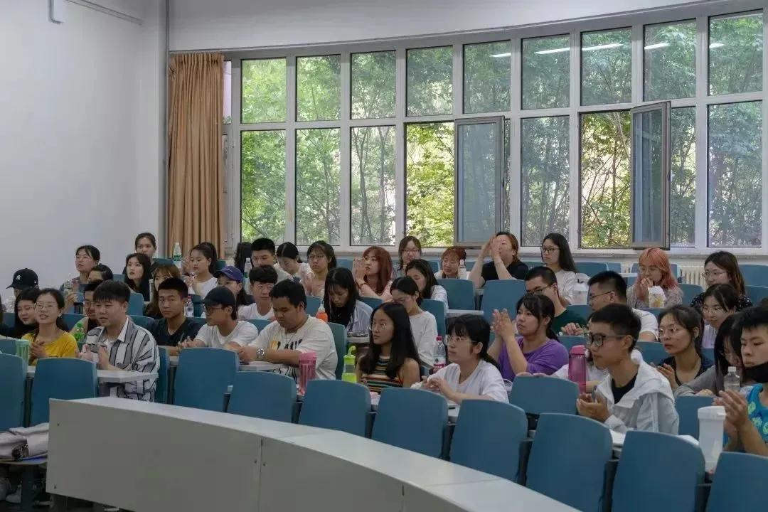 院系风采 | 国际关系学院