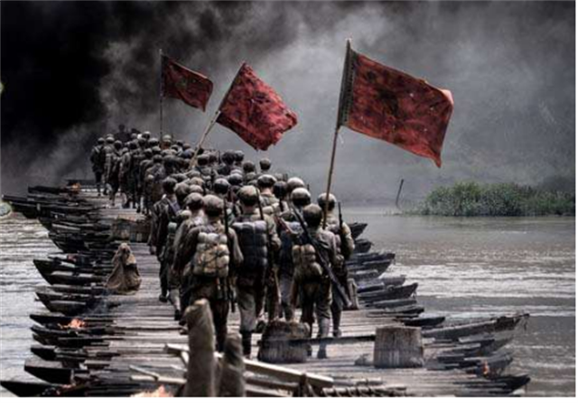 ���ũ����2��Ů��²��Ϊ��Ҫ�ŵ�����ѥ�ģ����Ļش���սʿ����