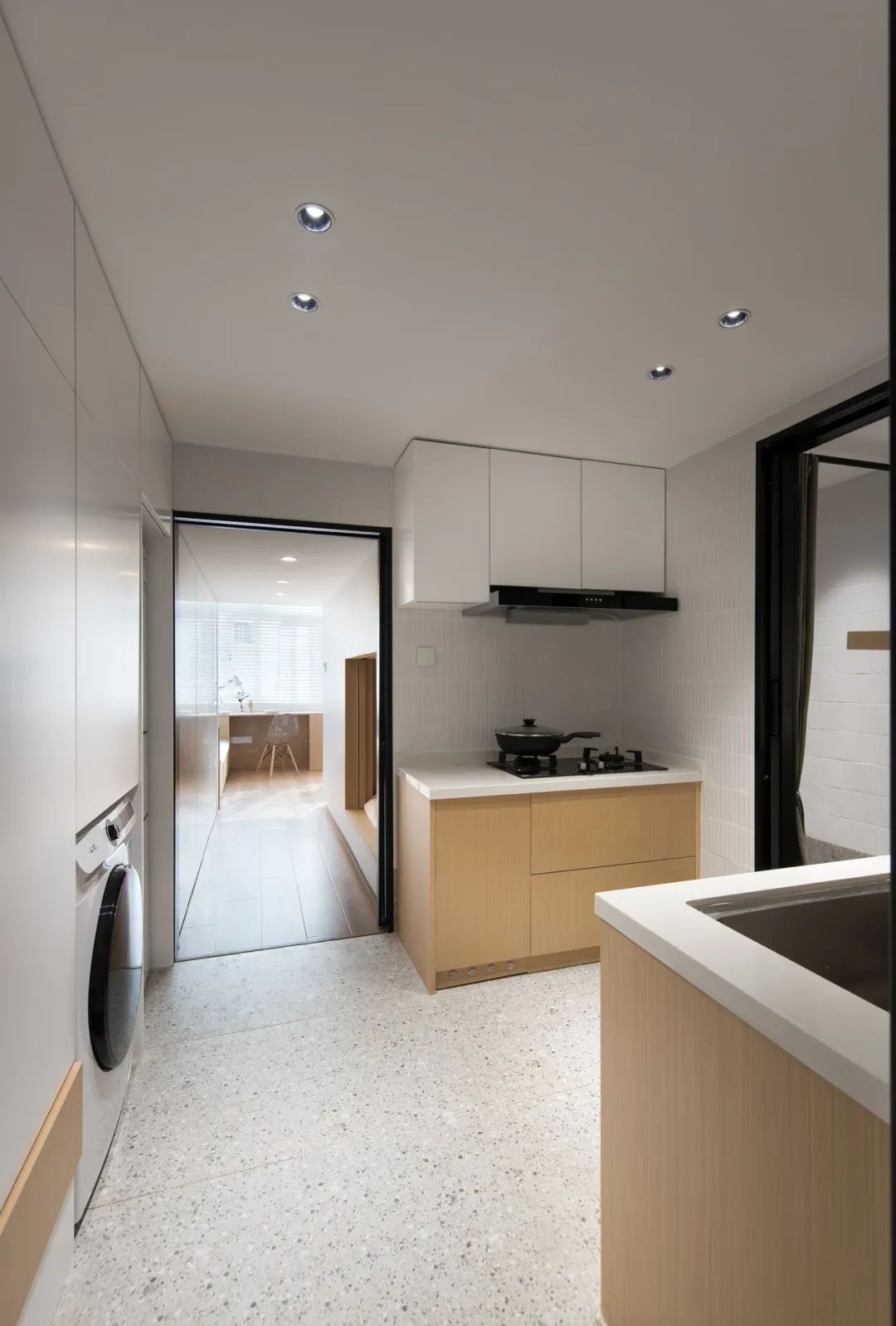 三口人够住了！28m²平层改复式小两居，22m²收纳太秀了