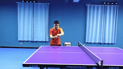 打乒乓球好处多，家长教练如何引导孩子产生兴趣，第一节课很重要