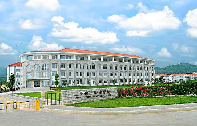 李书福旗下的五所大学