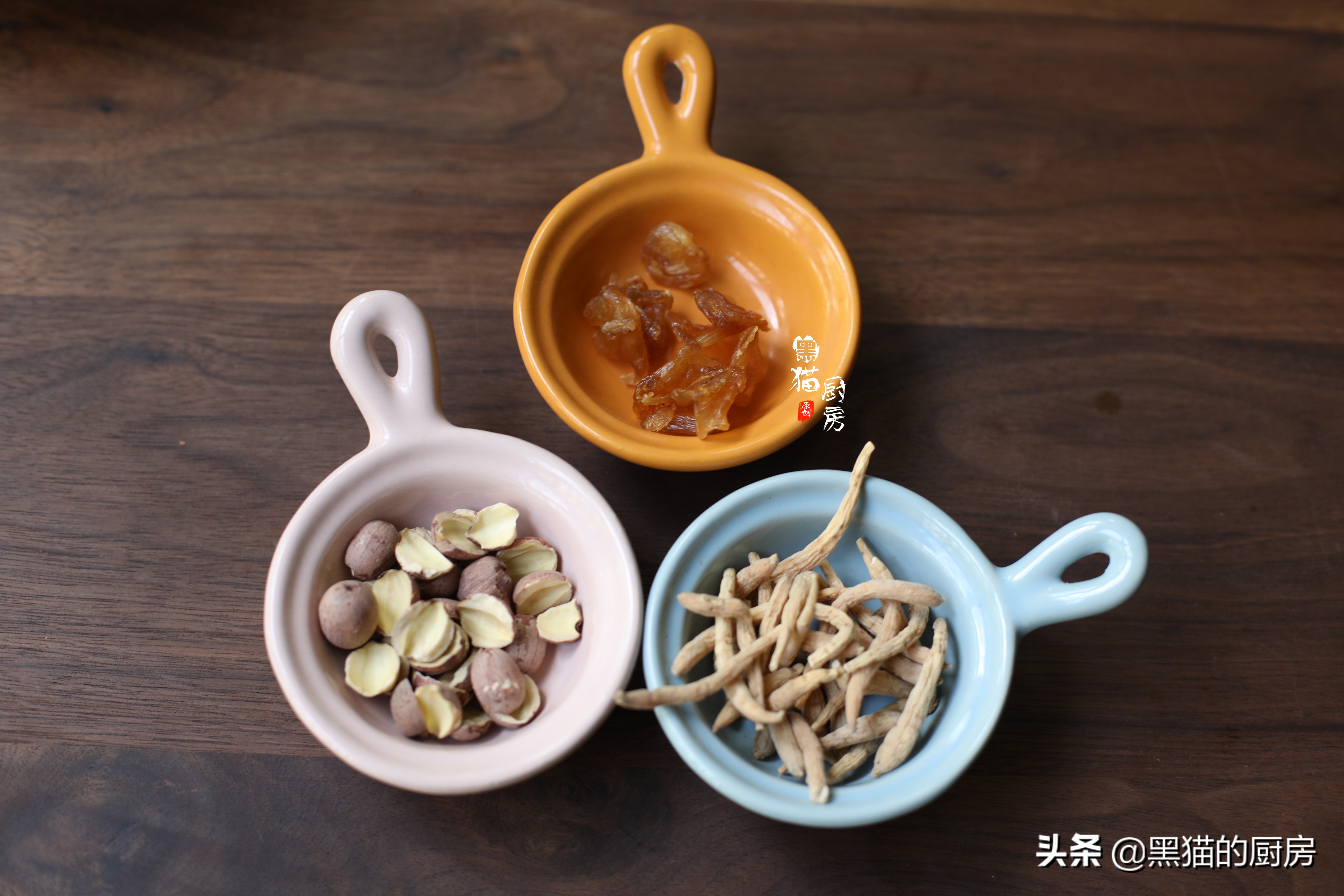 广东妈妈分享猪心汤的做法，季节交替多煲几次，孩子晚上睡眠好