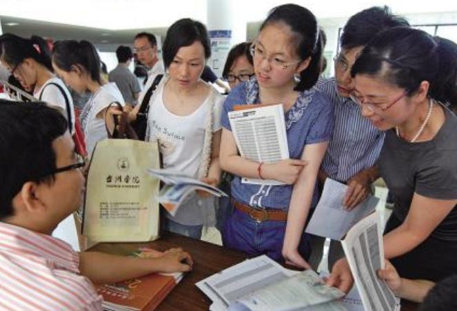 江西出现“坑人大学”，学历含金量不如专科，毕业证不被国家承认