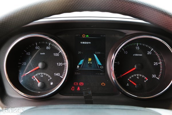 dCi465发动机+DT14变速箱，实拍东风KL牵引车，报价33.5万