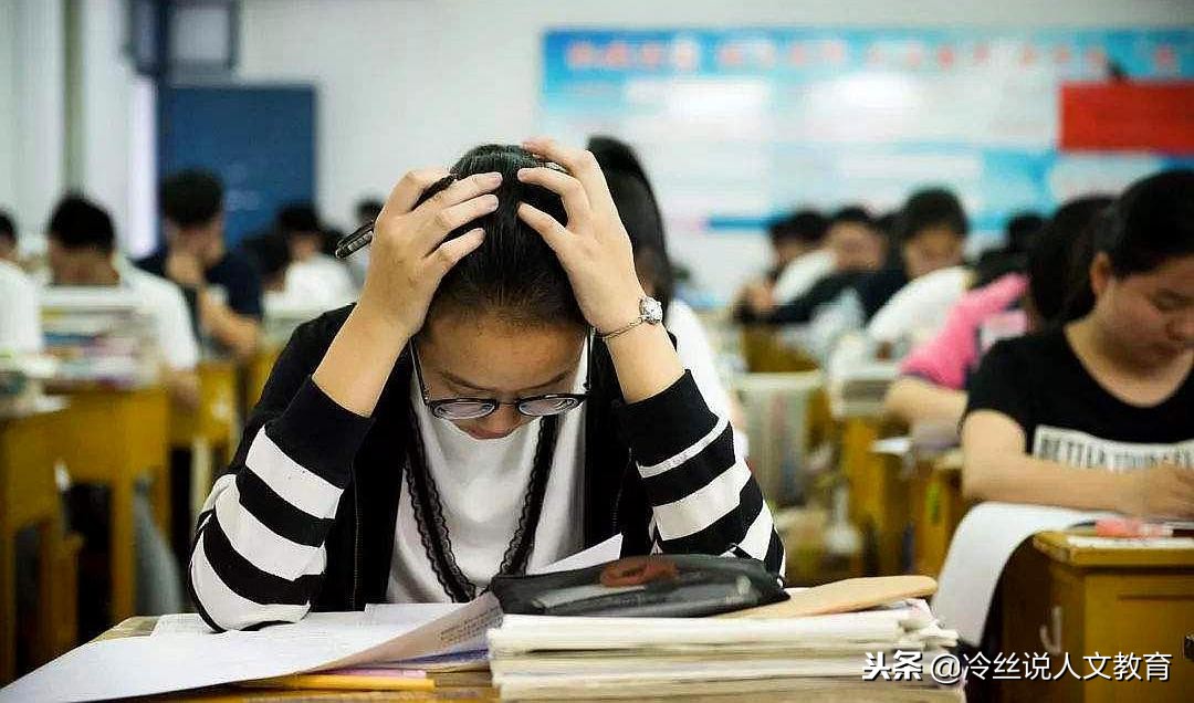 高考为何实行分省命题？第一次统一命题，哪三个省“全军覆没”？