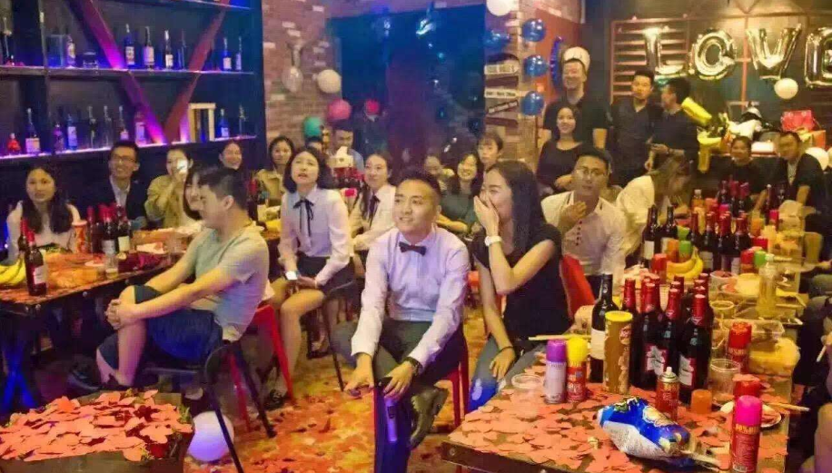 为啥大学同学聚会成“差生天下”？学霸不会参加，4个原因很现实