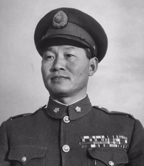 1949年，蒋介石原准备退守大西南，是谁给他出的主意改为去台湾？