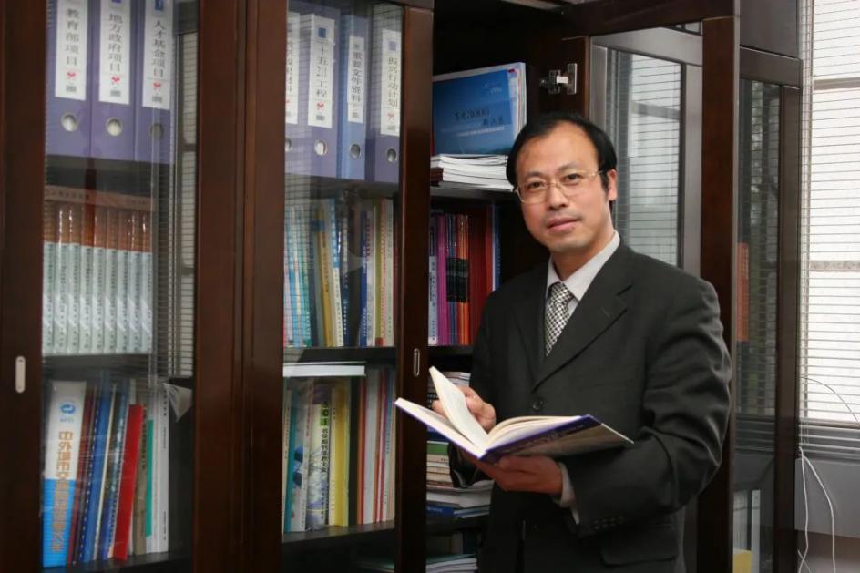 实至名归！江苏教授突破4项技术瓶颈，贡献突出，全国第6位获此殊荣！