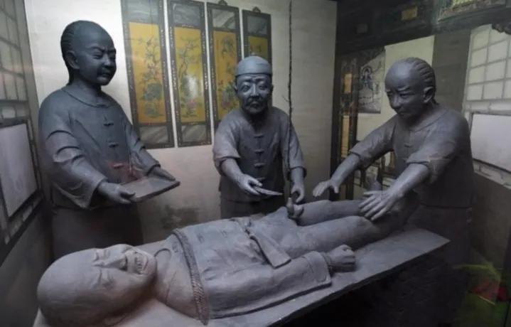 对于太监的误解：明朝太监为何那么牛13？