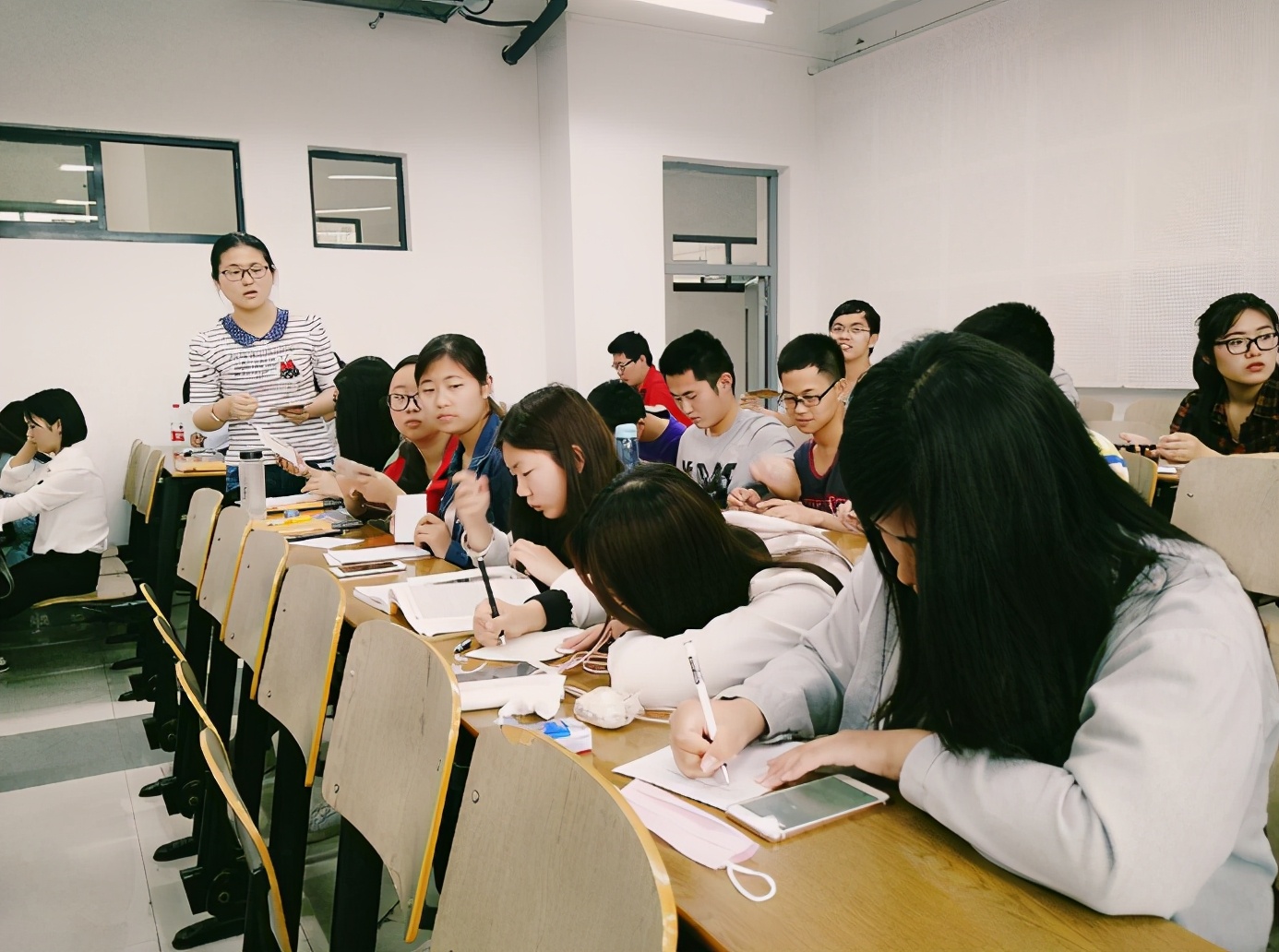 如何处理大学生“宿舍关系”？掌握好4点，快乐度过大学4年