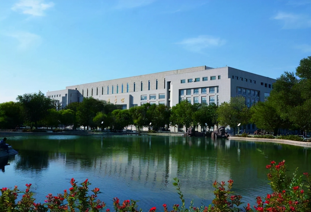 国内最委屈的3所大学，明明分数线很高，却常被家长认作野鸡大学