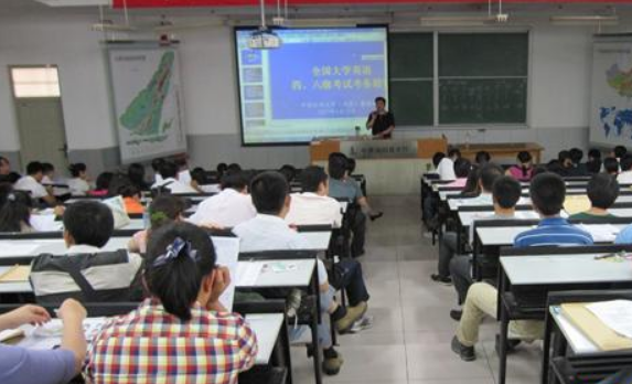 大学英语四六级有多重要？不考过这些企业无机会进入，很影响就业