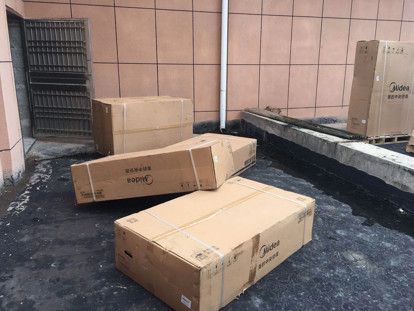 空調經常使用 擔心時間久了 制冷劑用完 多久加一次氟