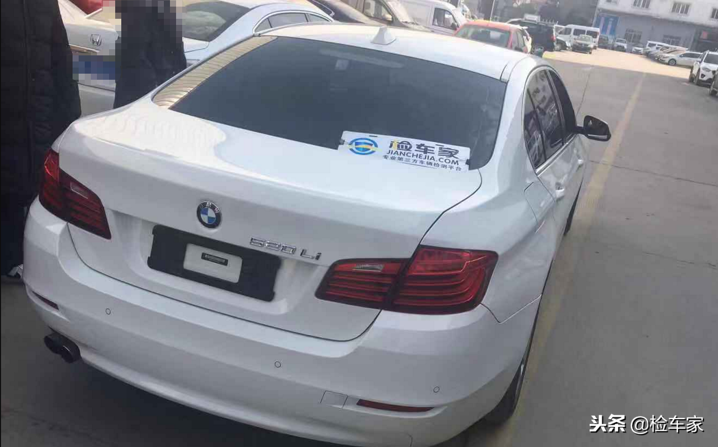 吃着泡面也得看的宝马520Li 20多万收入值不值？