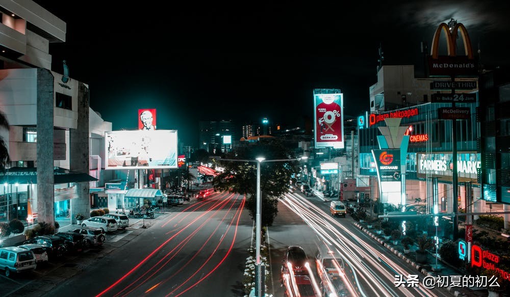 痛到想哭的伤感句子 | 无法愈合的伤，只疼在看不见的地方