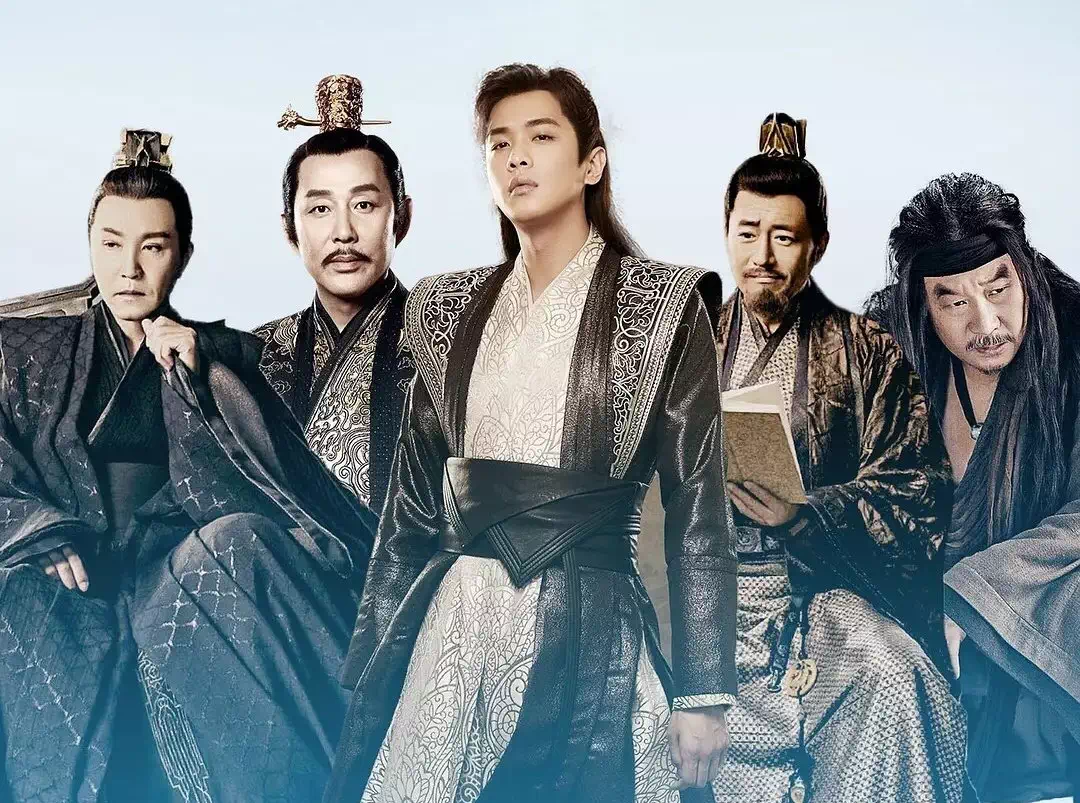 张若昀自曝陪老婆吃月子餐胖了10公斤，他的童年阴影终被爱治愈