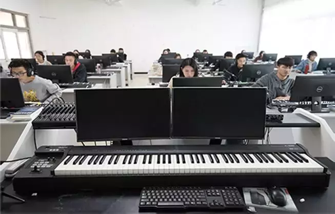 久等了！济南大学泉城学院2019年艺术类招生简章来啦