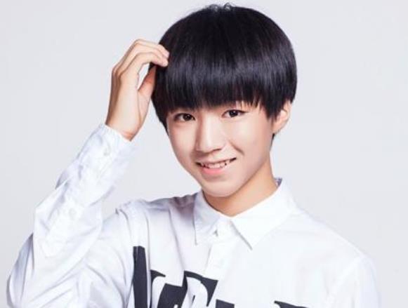 初中生发型有"新规",男生发型帅气似军人,看到女生的难以接受