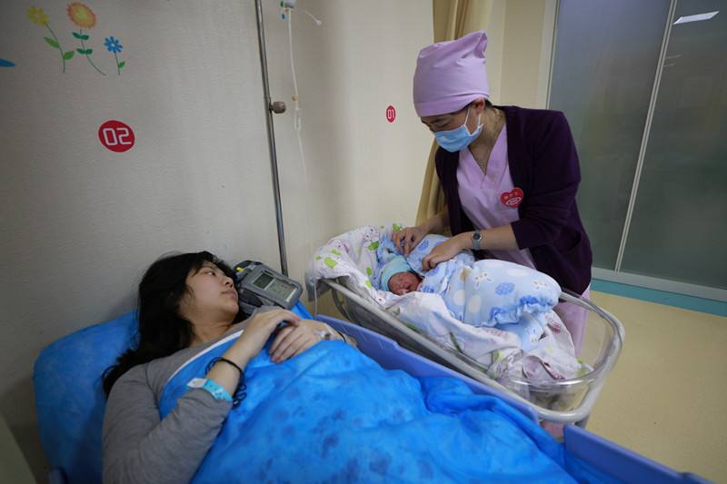 产后子宫收缩要多久 促进子宫收缩的方法