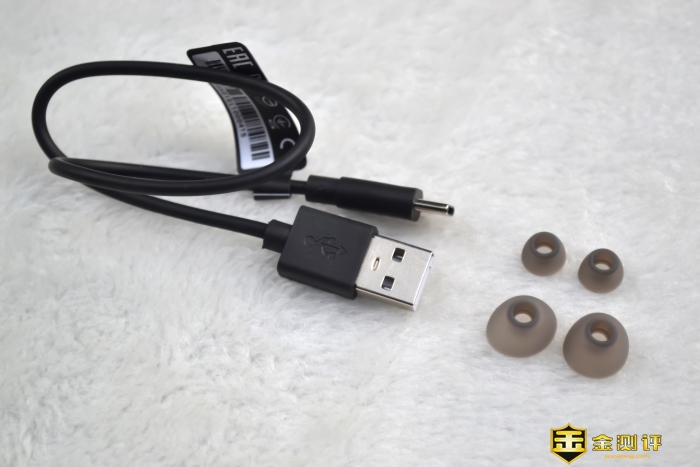 「金测评」雷柏i100TWS蓝牙耳机：百元耳机最酷价值