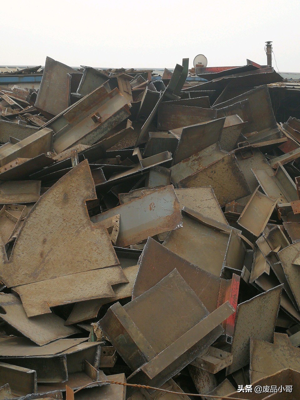 2021年11月19日废钢回收价格厂家报价调整信息下调20-100元