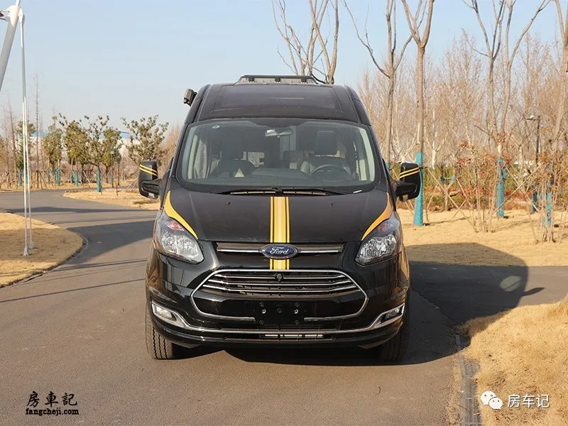 沿用轻客销冠车型,打造时尚B型房车,宇通B520售价36.8万