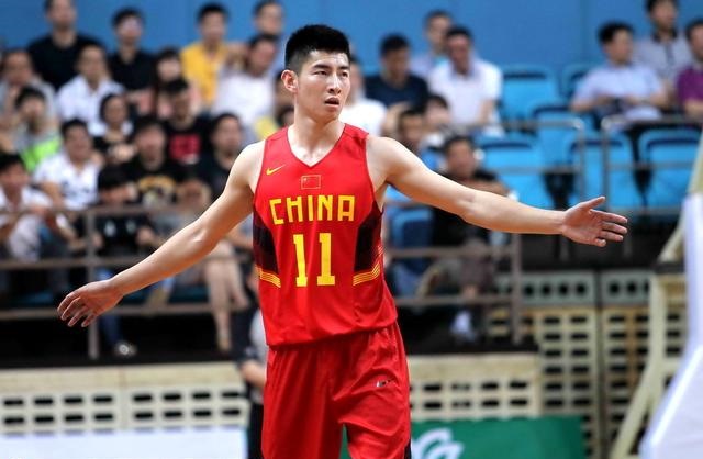 史鸿飞为什么不参加nba(中国男篮潜力新星离队，曾参加NBA夏联，为何却不入郭士强法眼)