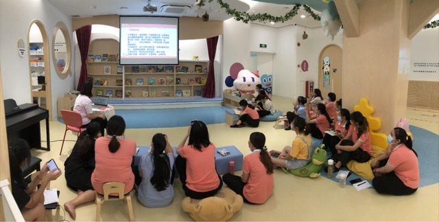 托育早教行业适合零行业经验的投资者，加盟靠谱品牌让你少走弯路