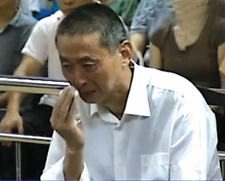 妻子被奸杀，丈夫“承认”罪行，19年后法院重新审理：此案有冤情