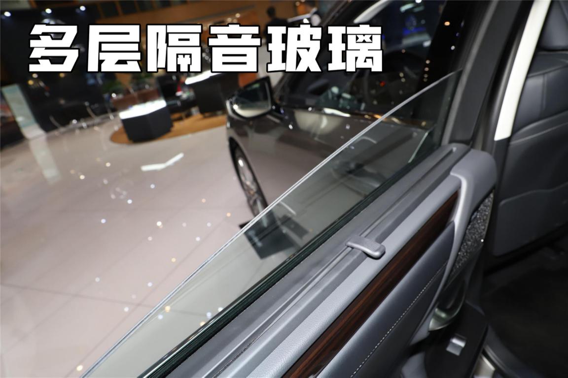 50个W不买BBA，而是选了雷克萨斯，ES300 h行政版的魅力在哪？