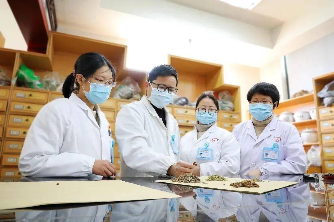 医药热点抢先看：国家医保局正研究自费疫苗可划个人医保