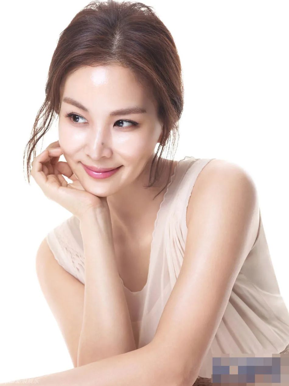 13盘点十大韩国性感美女明星 -情感知识库-动动脑