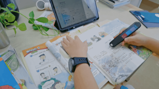 有道智能词典笔上手实测，华为智慧生态加持学习效率会更强吗