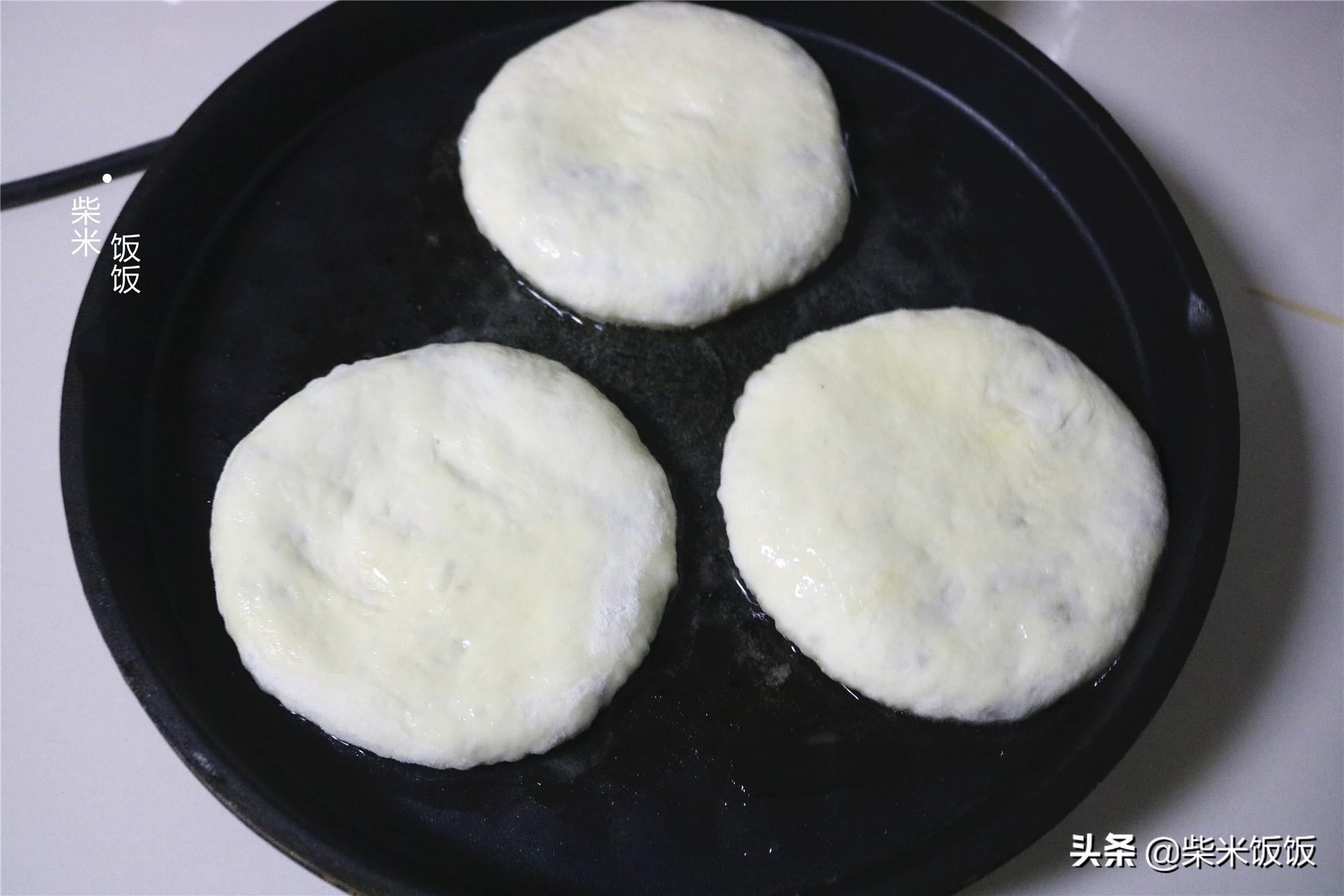 餡餅的做法,餡餅的做法怎么和面