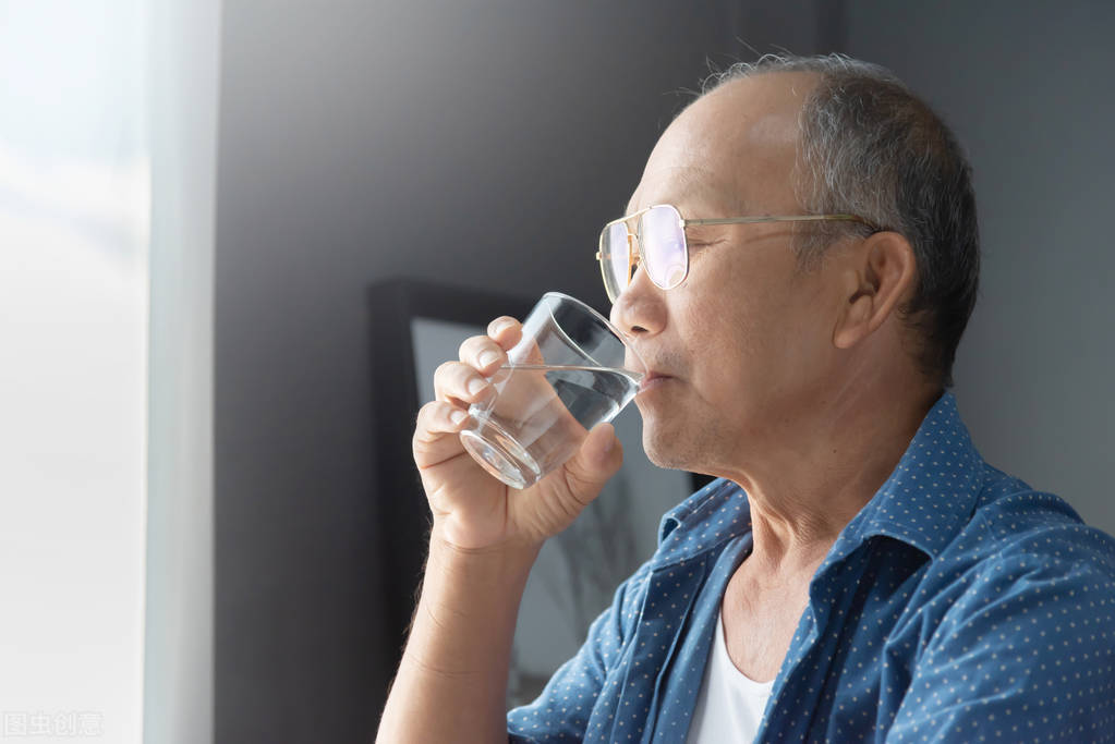 经常口干？可能是脾气虚！2个方子，帮你健脾益气生津，治口干症