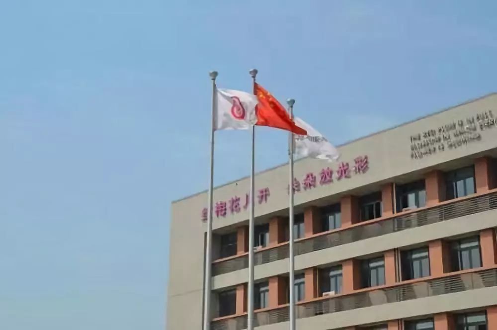 一年学费20万，在重庆上个小学也太贵了吧！看完数据你就知道了