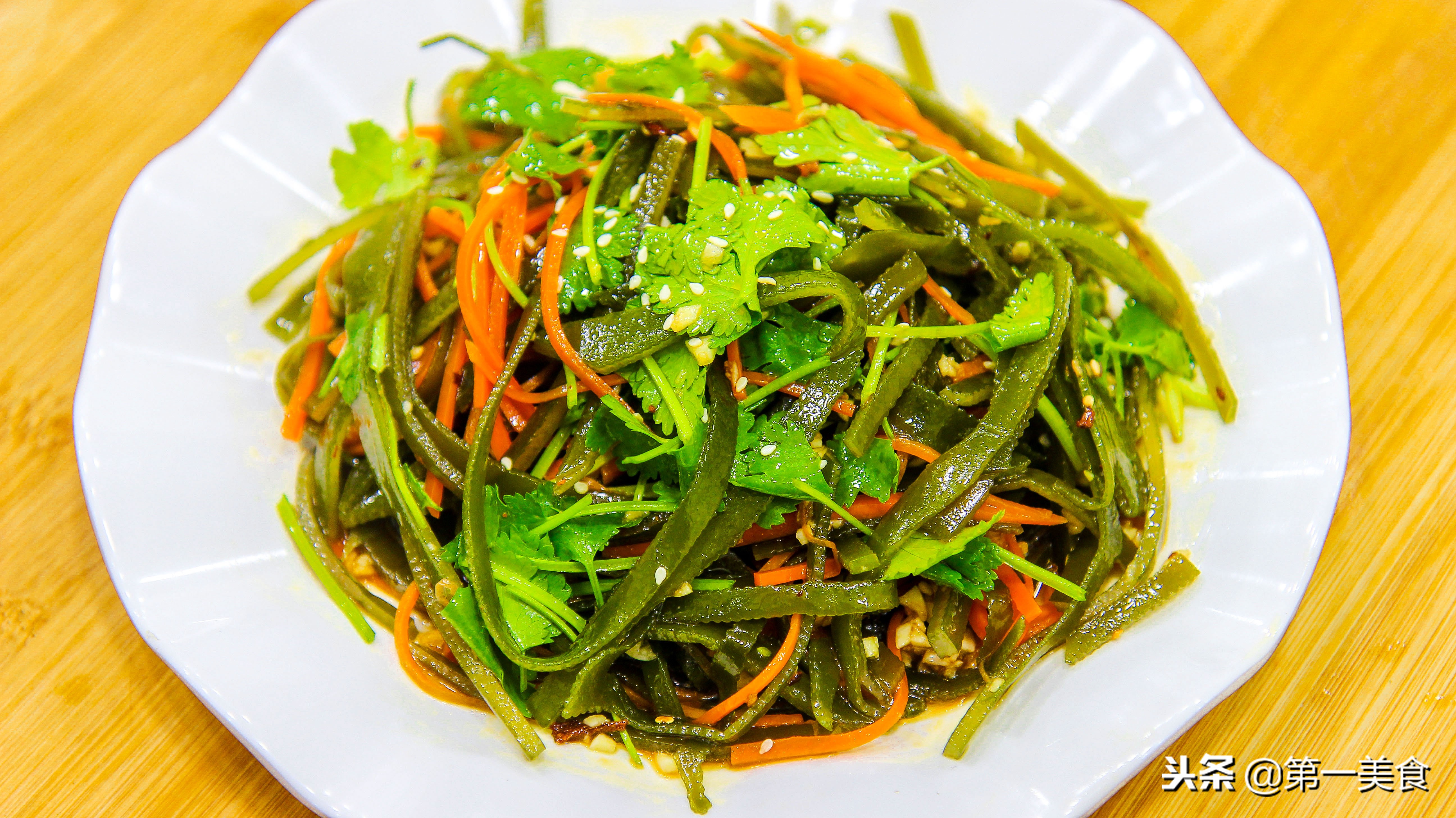 家有孩子，春天不要省，记住“吃6样忌2样”，远离近视长个高